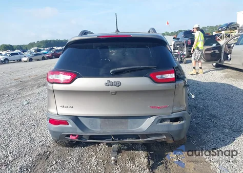 2017 Jeep Cherokee Trailhawk 4X4 z USA, uszkodzony, nr VIN 1C4PJMBS8HW590295